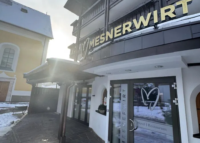 Mesnerwirt - Bergblick & Tiroler Kueche 3*